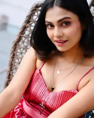 Escort Service Champaran